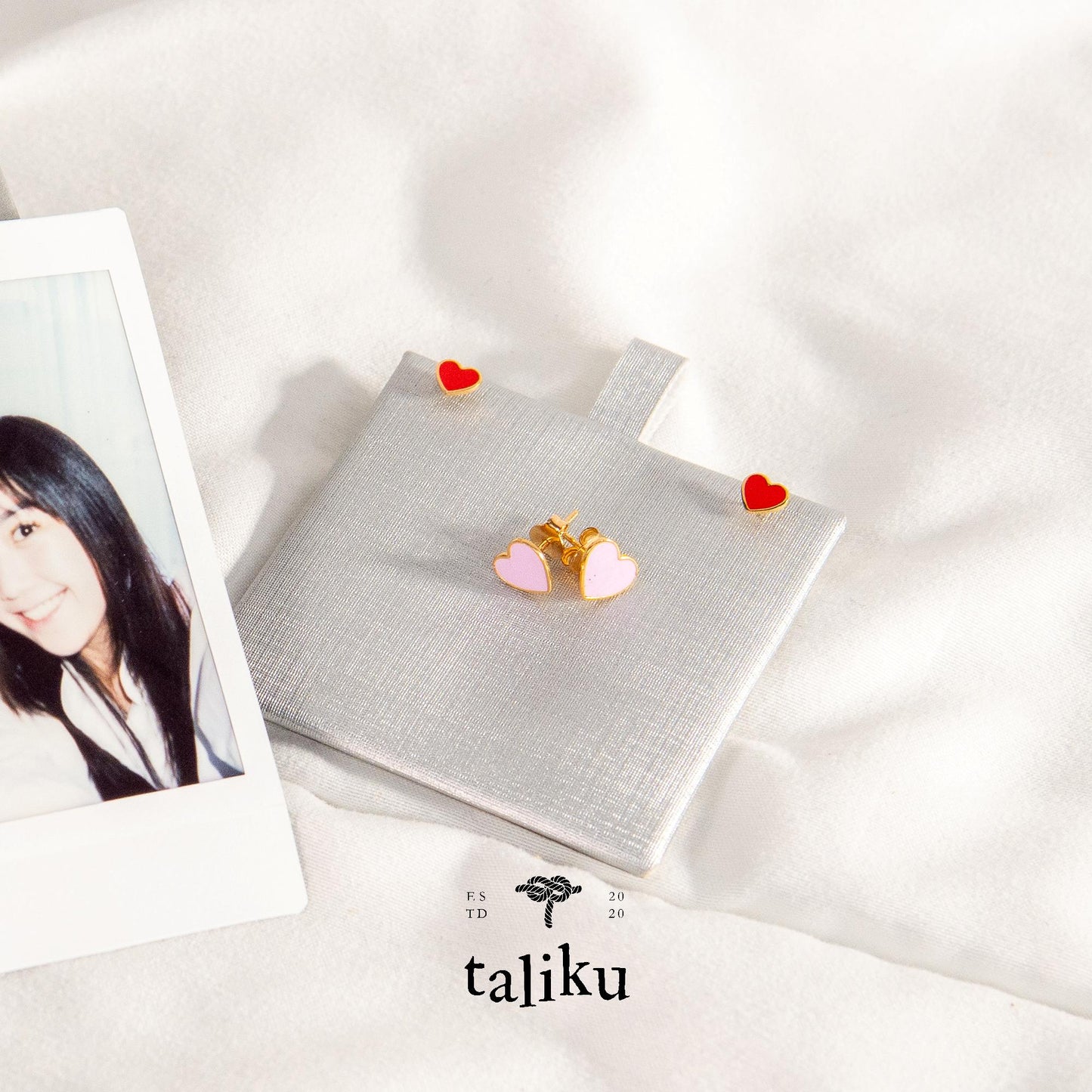 Taliku Mini Enamel Heart Round Loop