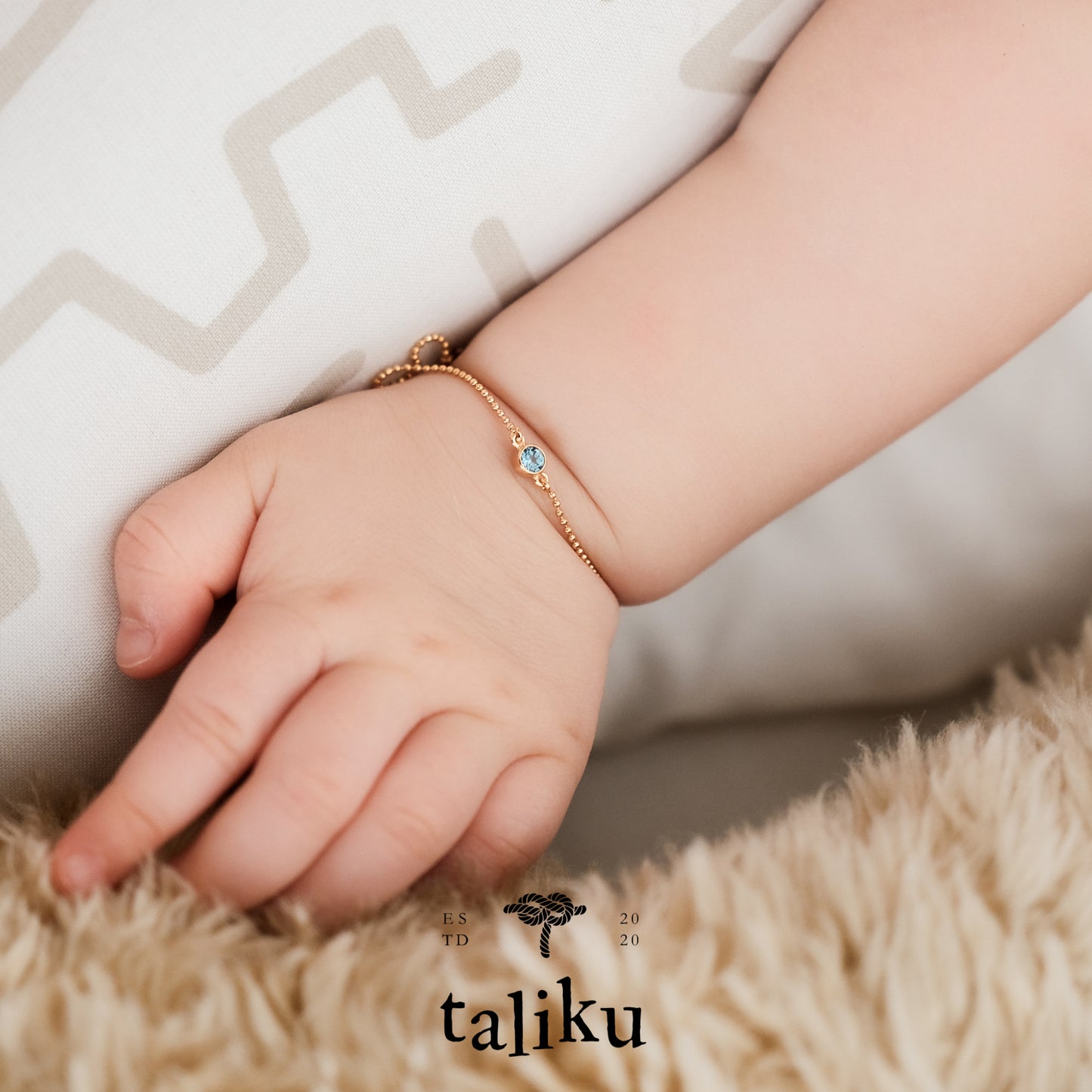 TALIKU BIRTHSTONE BEZEL BRACELET