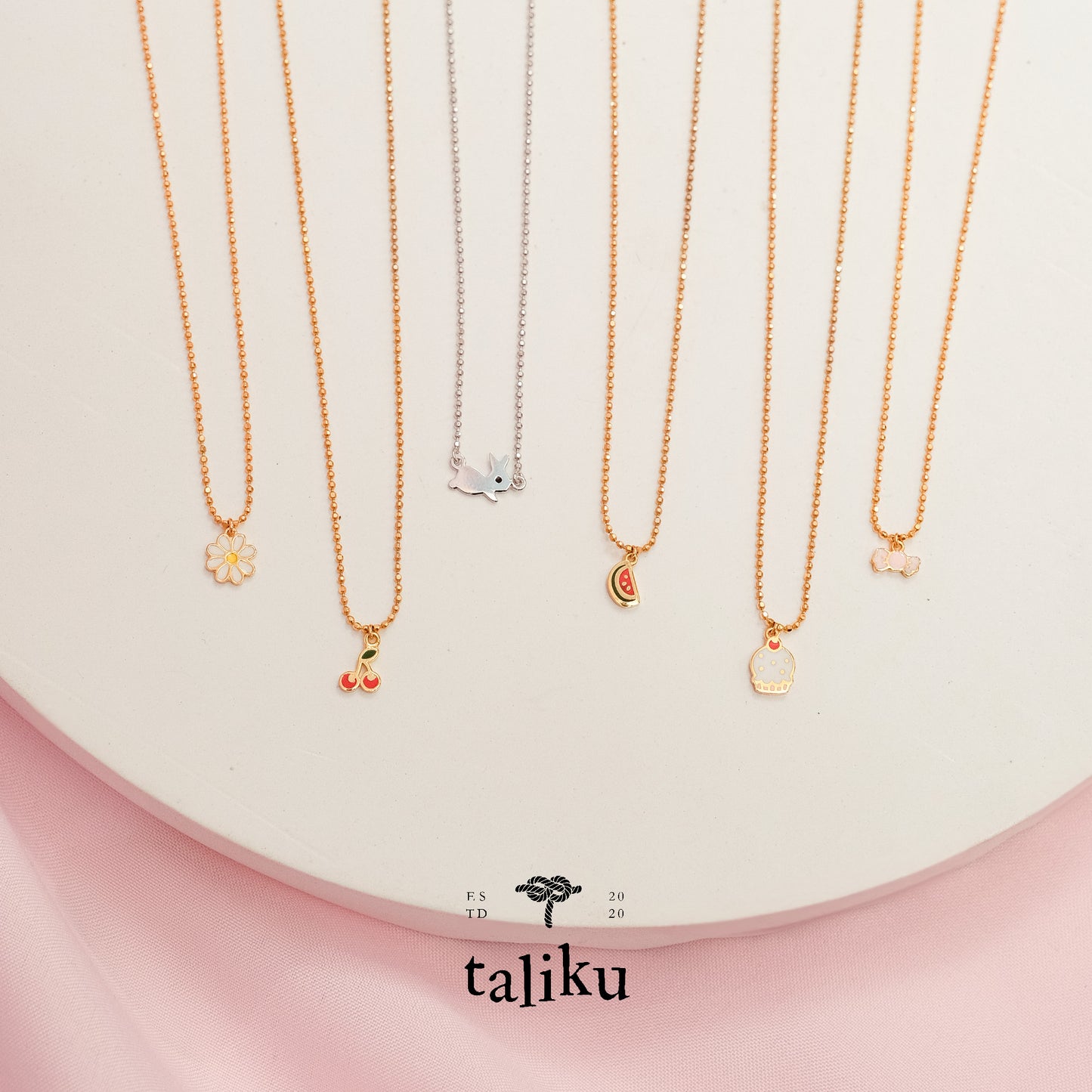 TALIKU Sprinkle Cupcake Chain Necklace