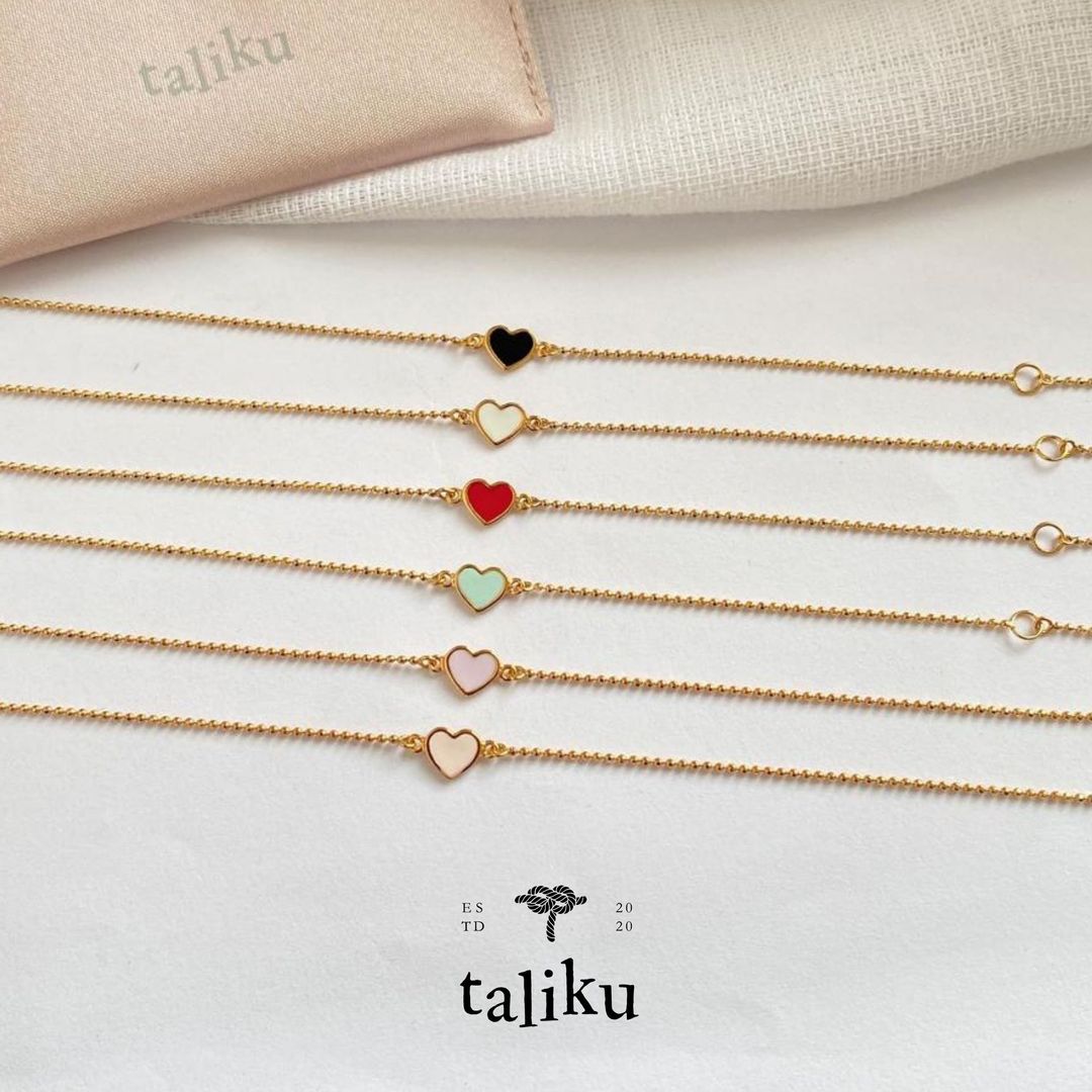 Taliku Mini Enamel Heart Bracelet