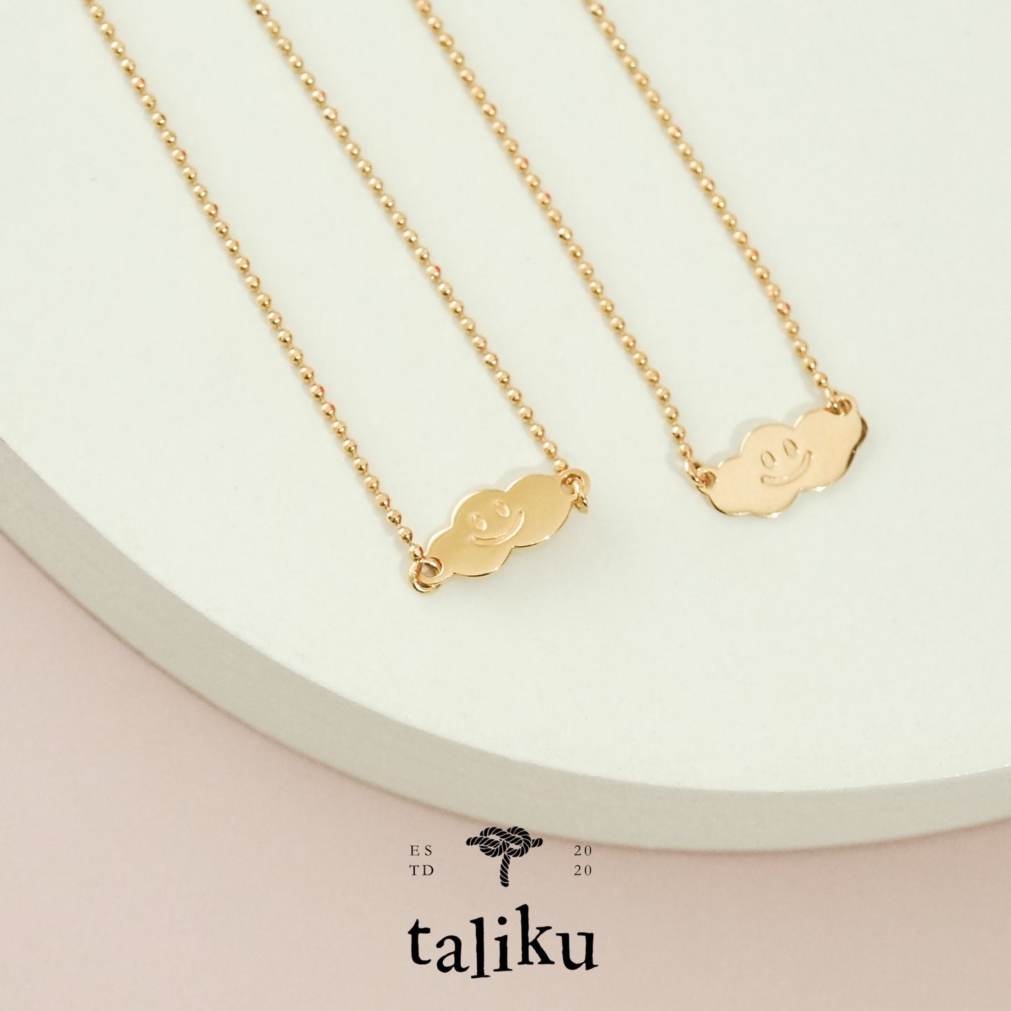 TALIKU SMILING CLOUD NECKLACE