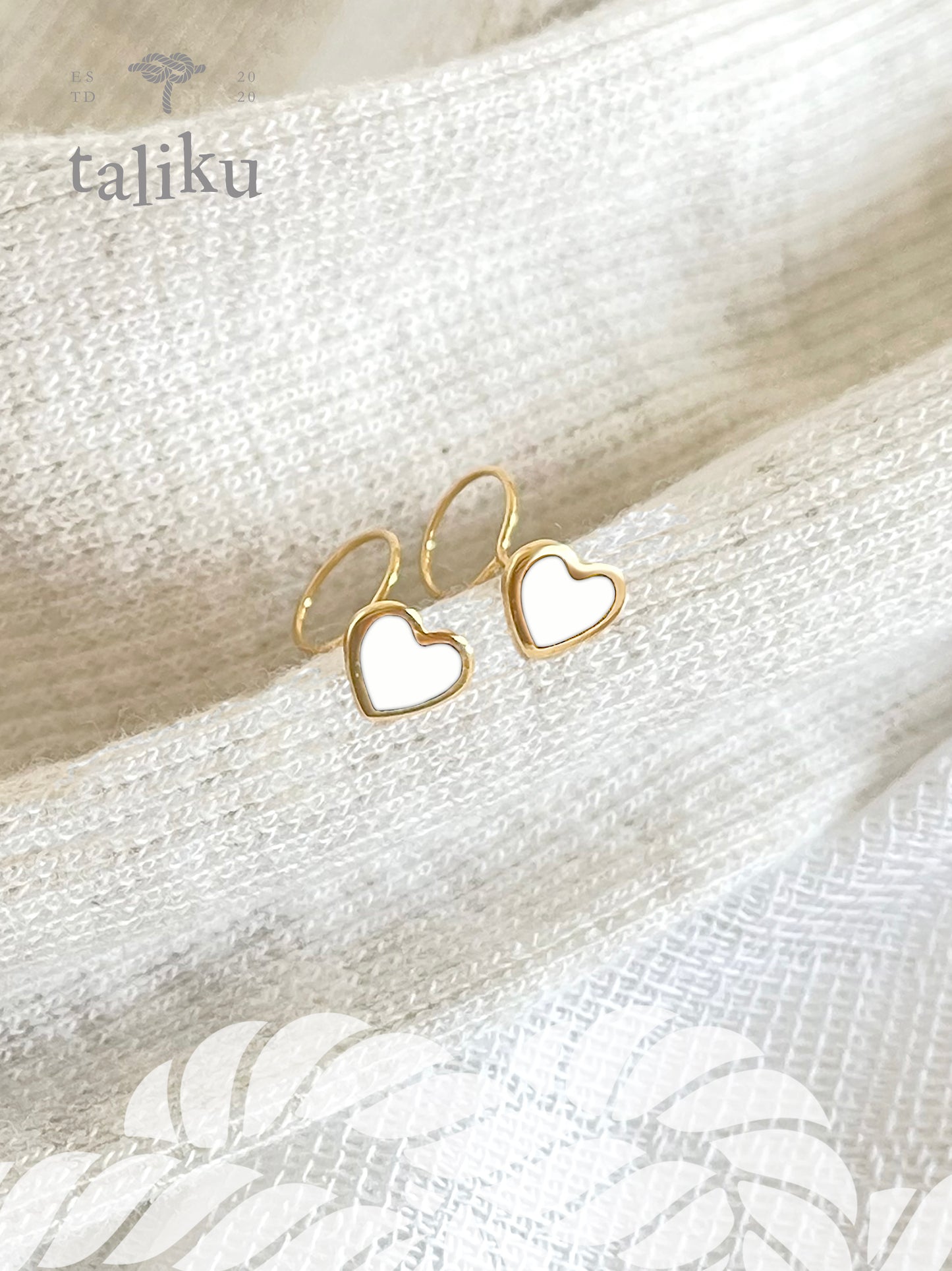 Taliku Mini Enamel Heart Round Loop